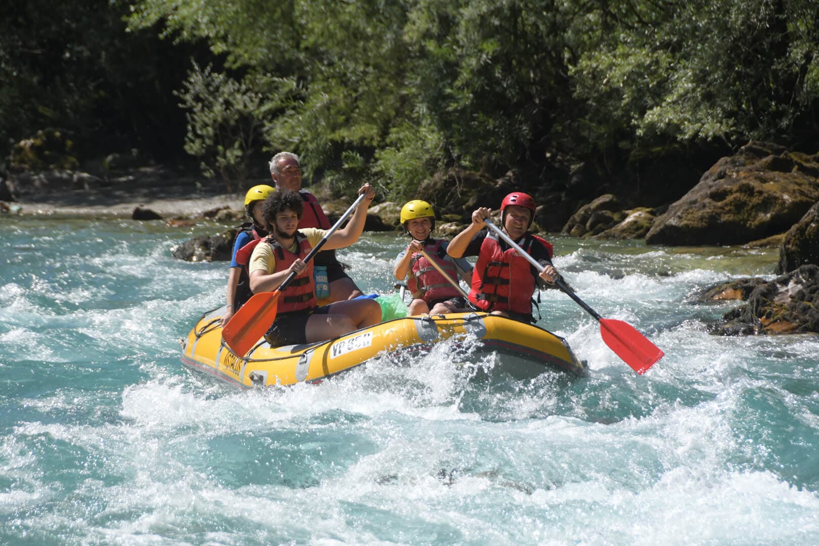 Rafting na reci Tari